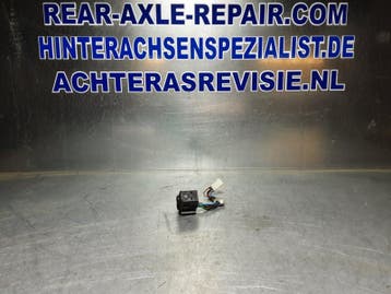 Opel Senator B, Omega A, schakelaar voor de buitenspiegel., Verzenden