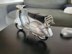 Autoart 1:12 - Moto miniature - Vespa - GS150, Nieuw