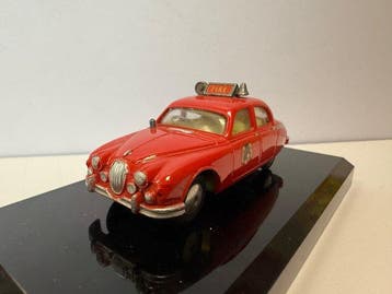 Corgi - Modelauto - 213S - Jaguar Fire Service Car, Hobby & Loisirs créatifs