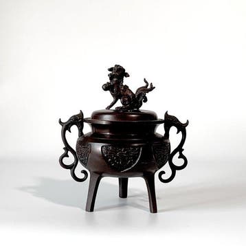Takaoka bronze alloy - Wierookvat - Brons - Lion Taotie