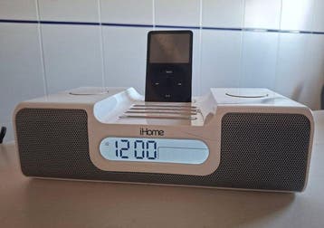 Apple - iPod 5 30Gb + iHome iH8 iPod - Diverse modellen