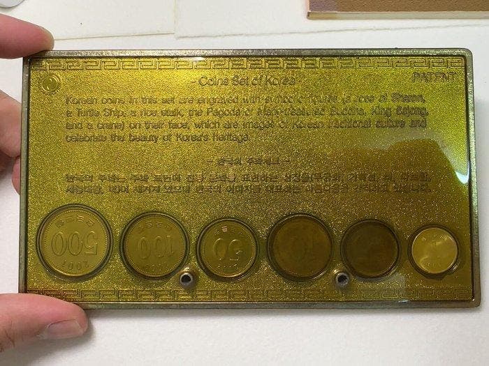 Insigne COINS SET OF KOREA - Zuid-Korea - 21e eeuw, Verzamelen, Overige Verzamelen