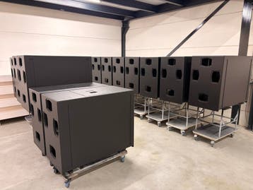 Speakers laten overspuiten met Warnex structuurverf, Ophalen, Nieuw, Dj-set, Pioneer