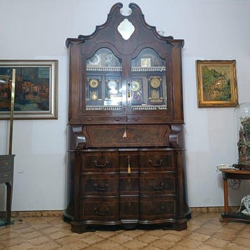 Vitrine - Bois - Trumeau en noyer burl