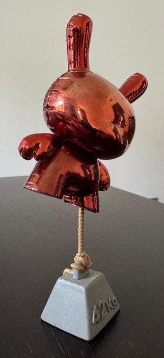 Tristan Eaton (1978) - Balloon 8 Dunny (Red Edition)