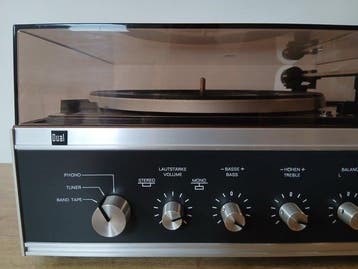 Dual - HS 38 avec châssis Dual 1214 intégré Table tournante