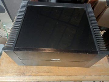 meridian - 557 Amplificateur de puissance à semi-conducteurs, TV, Hi-fi & Vidéo