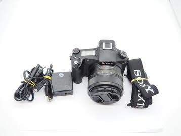 Sony DSC-RX10 + Carl Zeiss Vario-Sonnar 8.8-73.3 lens, Nieuw