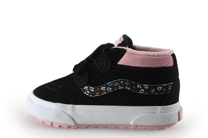 Vans Sneakers Meisjes in maat 22½ Zwart, Enfants & Bébés, Vêtements enfant | Chaussures & Chaussettes, Envoi