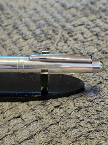 Otto Hutt - Desgin02 - Stylo à bille roulante