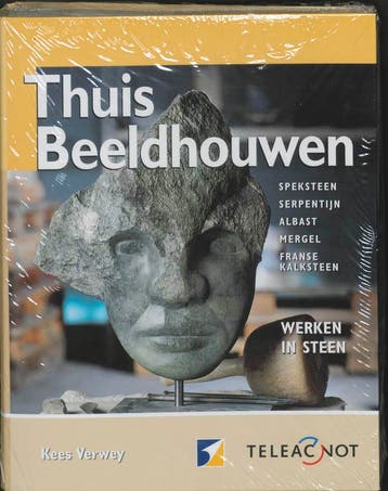 Thuis beeldhouwen 9789021599601 Kees Verwey, Verzenden, Zo goed als nieuw, Kees Verwey