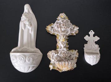 Bénitier (3) - Antiek religieus gedetailleerd Wijwatervat -