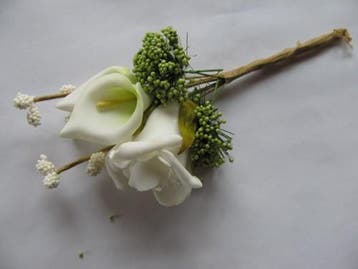 Maatwerk Corsage Calla Roos Cremegroen New Style Pick, Nieuw