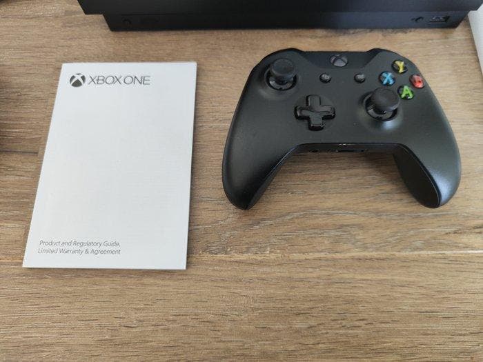 Microsoft - Xbox One X - Complete in Box - Spelcomputer - In, Games en Spelcomputers, Spelcomputers | Overige Accessoires