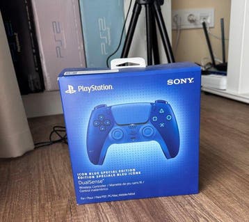 Sony - PlayStation 5 - Dualsense Icon Blue Special Edition -
