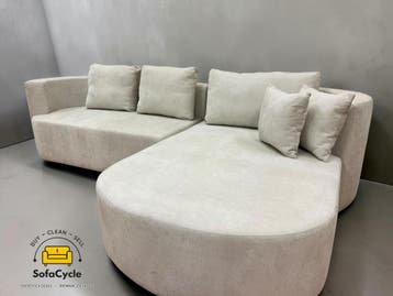 Beige velours zetel met slaapfunctie – praktisch comfort met, Verzenden