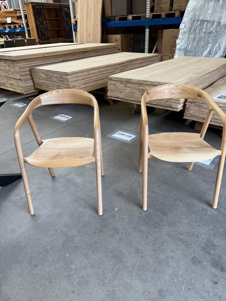 Didier armstoel hout (nieuw, A-keuze), Huis en Inrichting, Stoelen, Nieuw, Hout