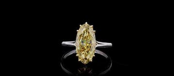 Ring - 14 karaat Witgoud - 4.03ct. tw. Geel Diamant (Fancy, Nieuw