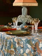 Nappe exclusive imprimée de geishas japonaises pour grandes