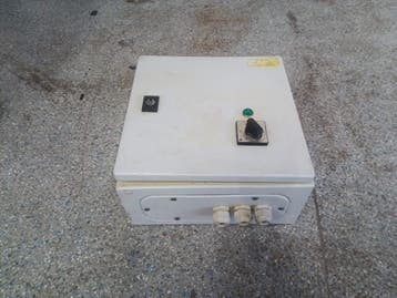 5 Standenschakelaar 10,0 Ampère 230 Volt - B30 x D16 x H30, Zakelijke goederen, Horeca | Keukenapparatuur, Nieuw in verpakking