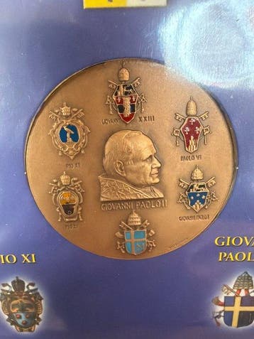 Vaticaan. Vatikan City Medal and Coins if the Popes 7 pcs
