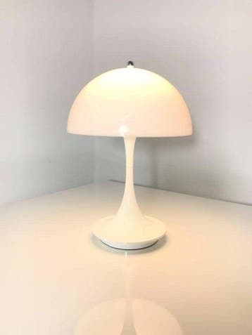 Louis Poulsen - Verner Panton - Tafellamp - opalijn acryl