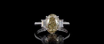 Ring - 14 karaat Witgoud - 3.62ct. tw. Geel Diamant (Fancy
