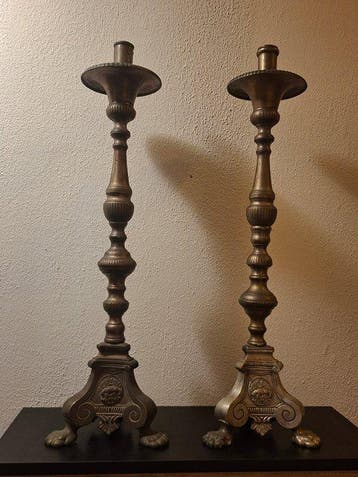 Bougeoir (2) - Bronze - Paire de pique-cierges - 64 cm - 6, Antiquités & Art