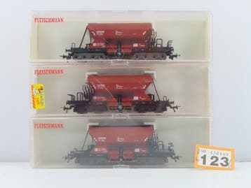 Fleischmann H0 - 5525 - Modeltrein goederenwagon (3) - 3, Nieuw