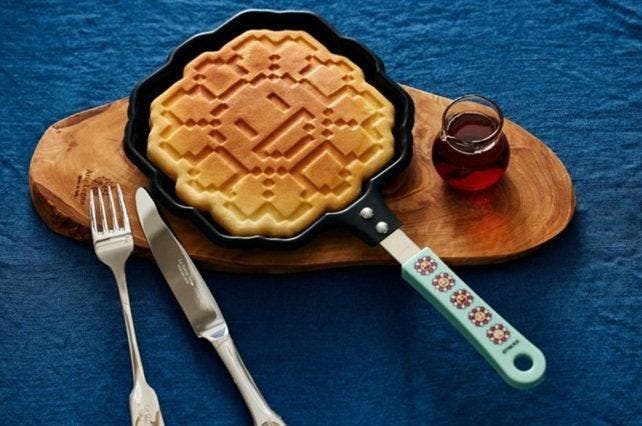 Takashi Murakami - Pan (2) - Bloemenpannenkoekenpan II –, Antiek en Kunst, Antiek | Keukengerei