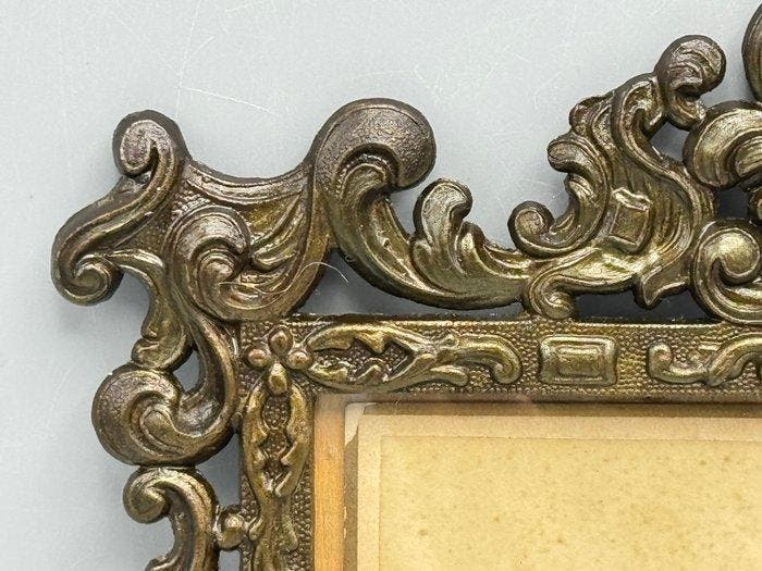 Art nouveau fotolijst - Cadre - En alliage - cadre photo, Antiek en Kunst, Curiosa en Brocante