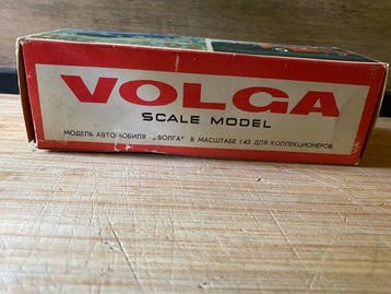 Sovjet 1:43 - Voiture miniature - Volga GAZ-24 stationwagen
