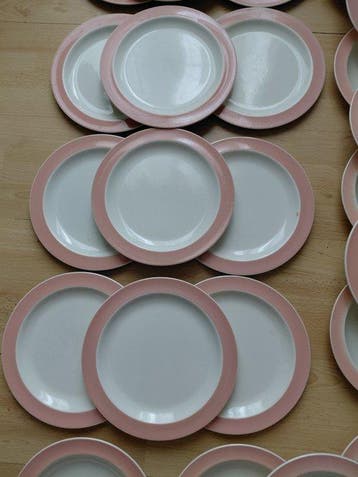 Boch Frères, Keralux - Service de table (24) - Céramique -
