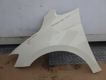 linker voorzijde spatbord VW Touran III 5TA, Auto-onderdelen, Verzenden, Gebruikt