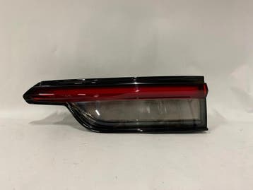 Jeep Grand Cherokee WL 2021 - rechter binnenlamp LED USA, Verzenden, Gebruikt