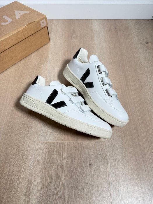 Veja - Sneakers - Maat: EU 40 - Nieuw met tags, Vêtements | Hommes, Chaussures