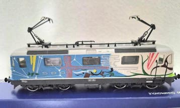 Jouef H0 - 8868 - Locomotive électrique (1) - Re 4/4 II