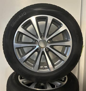 Mercedes-Benz E-Klasse W213 Winterbanden + Velgen, Auto-onderdelen, Gebruikt, Banden en Velgen, 17 inch, Personenwagen