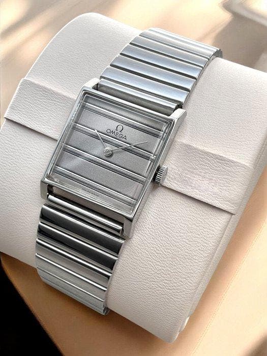 Omega - De Ville Classic - Tank - One-Piece Bracelet Design, Bijoux, Sacs & Beauté, Montres | Hommes