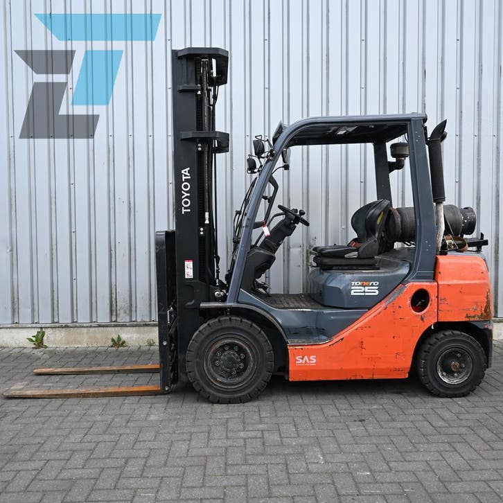 Toyota 02-8FGF25 LPG Heftruck, Zakelijke goederen, Machines en Bouw | Heftrucks en Intern transport, Heftruck, LPG, 2000 tot 3000 kg