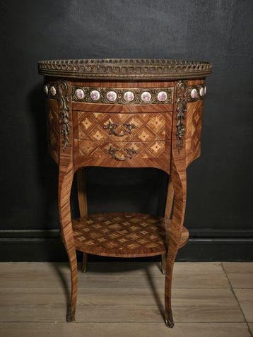 Middentafel - Hout, Brons, Keramiek