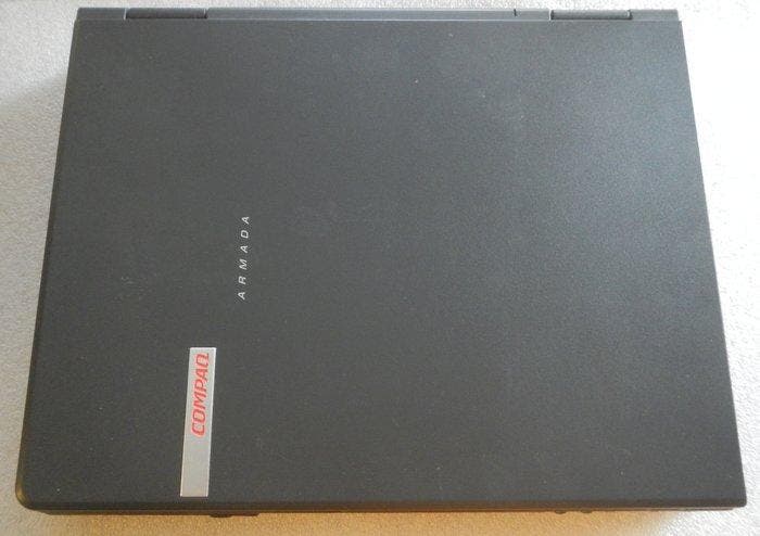 Compaq Armada E500 - Intel Pentium III - Windows 2000 -, Games en Spelcomputers, Spelcomputers | Overige Accessoires