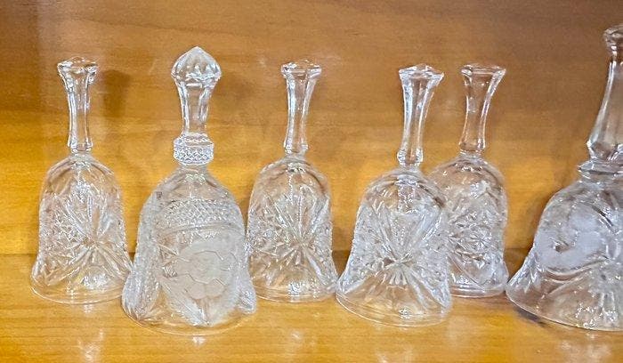 Themacollectie - Colleccion de 10 Campanas. Cristal, Antiek en Kunst, Antiek | Speelgoed