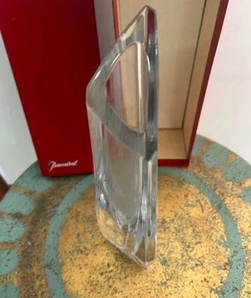 Baccarat - Vase - H. 33 cm - Cristal