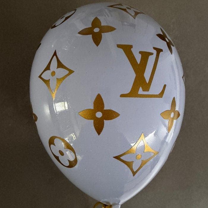 MVR (XX) - Louis Vuitton Ceramic Balloon Lila Gold, Antiquités & Art, Art | Objets design