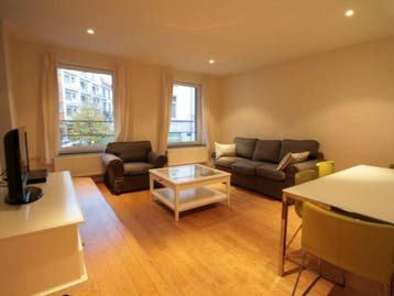 Appartement en Rue Lesbroussart, Ixelles, Immo, Appartements & Studios à louer, 50 m² ou plus, Bruxelles