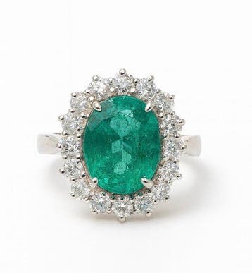 Ring - 18 karaat Witgoud - 5.30ct. tw. Smaragd - Diamant -, Nieuw