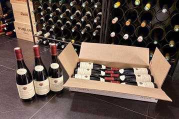 2022 x 3 Bernard & Thierry Glantenay Volnay Clos des