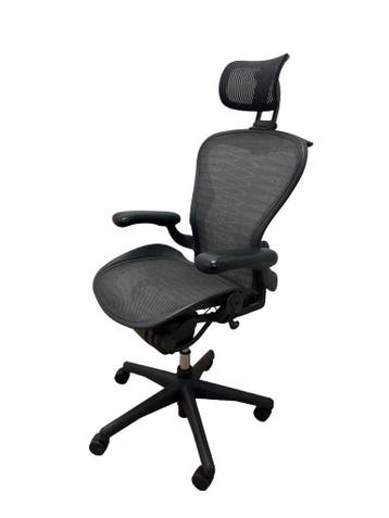 Herman Miller Aeron Maat B - Incl. Hoofdsteun en Lumbar, Verzenden, Zwart, Zo goed als nieuw, Bureaustoel