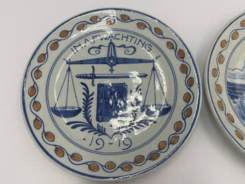 De Porceleyne Fles, Delft - Assiette (4) - Faïence - plaques